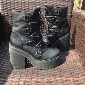 Killstar Broomrider Boots GUC Size 9